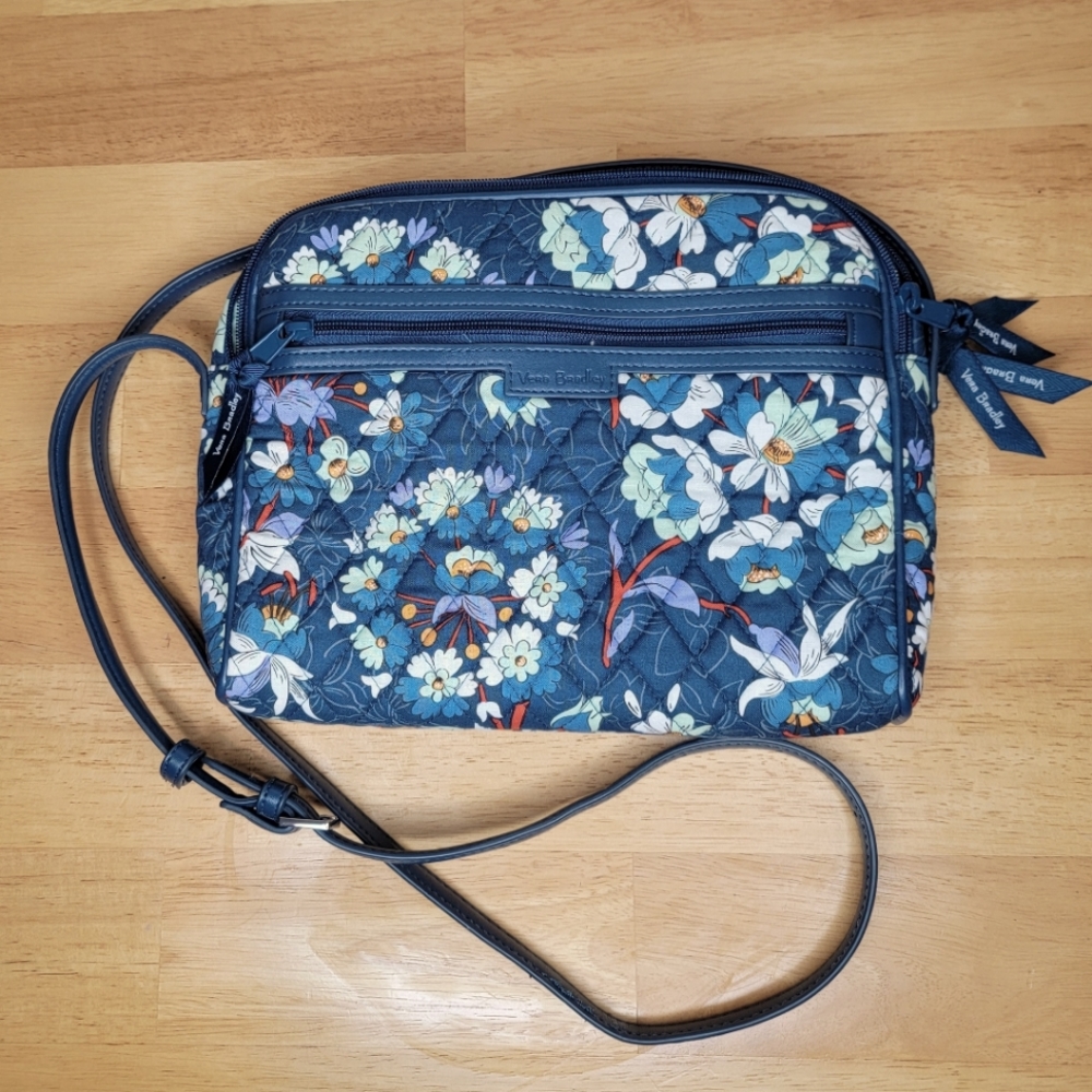 Vera Bradley Like New! Floral Bursts Navy Crossbody Leather Straps and Edging